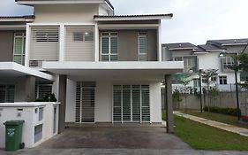 Masayu Putrajaya Homestay